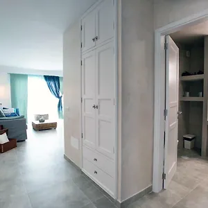 https://residencial-teguisol-637.in-canary-islands.com